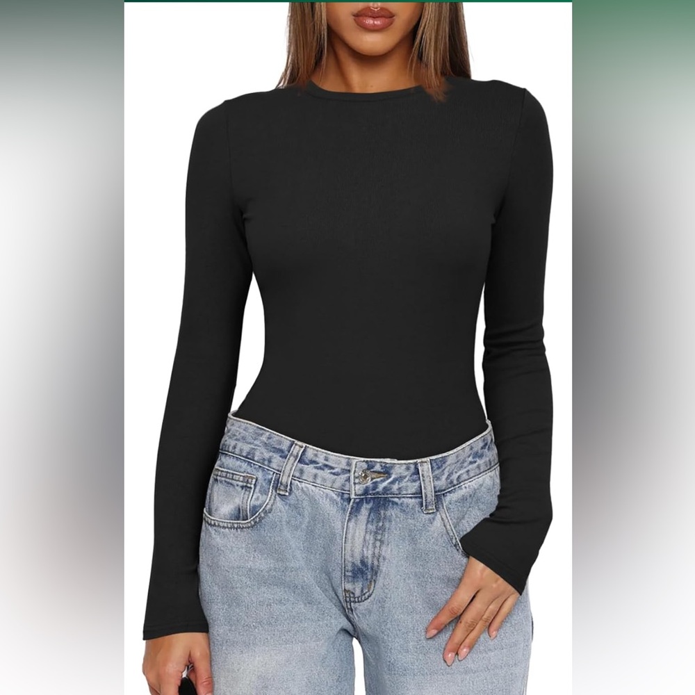 Black long sleeve crew neck Bodysuit